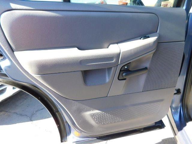 Used 2002 Ford Explorer XLT image 13