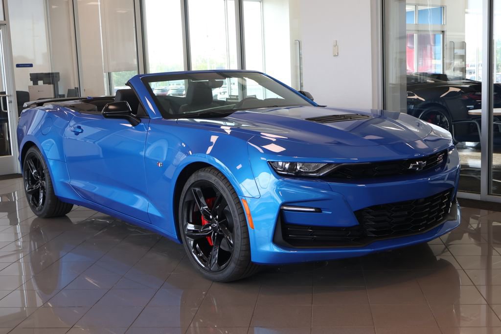 Used 2024 Chevrolet Camaro SS RWD image 9