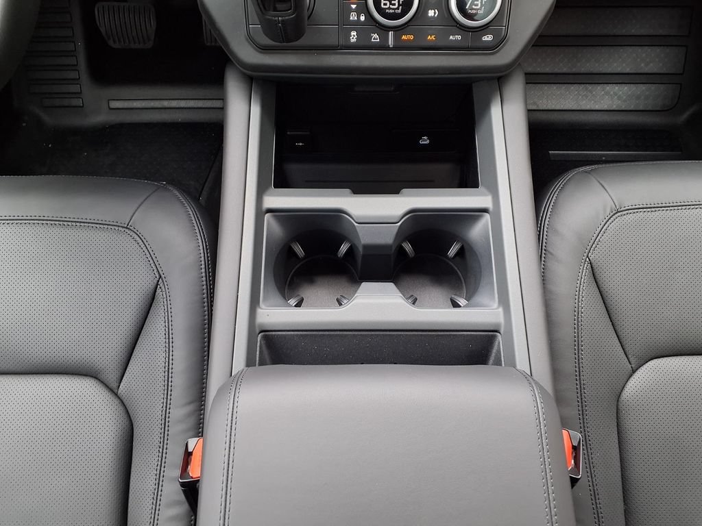 New 2026 Land Rover Defender 110 X-Dynamic SE AWD/4WD image 21