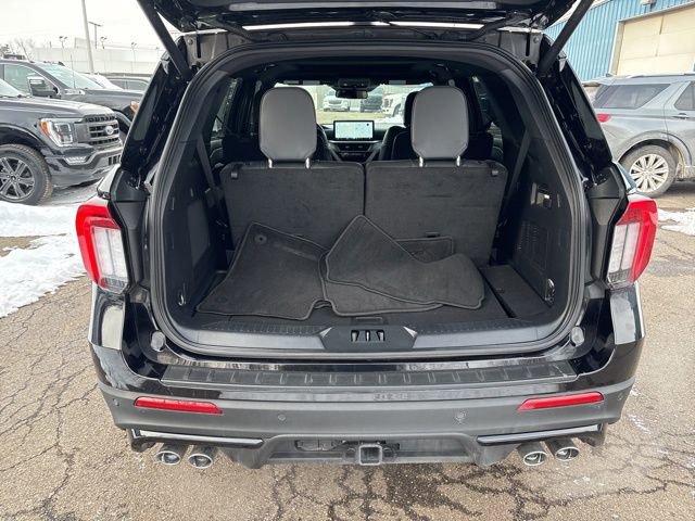 Used 2025 Ford Explorer ST image 26