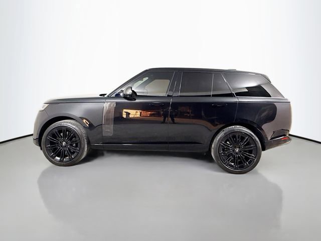 Certified 2025 Land Rover Range Rover SE image 8