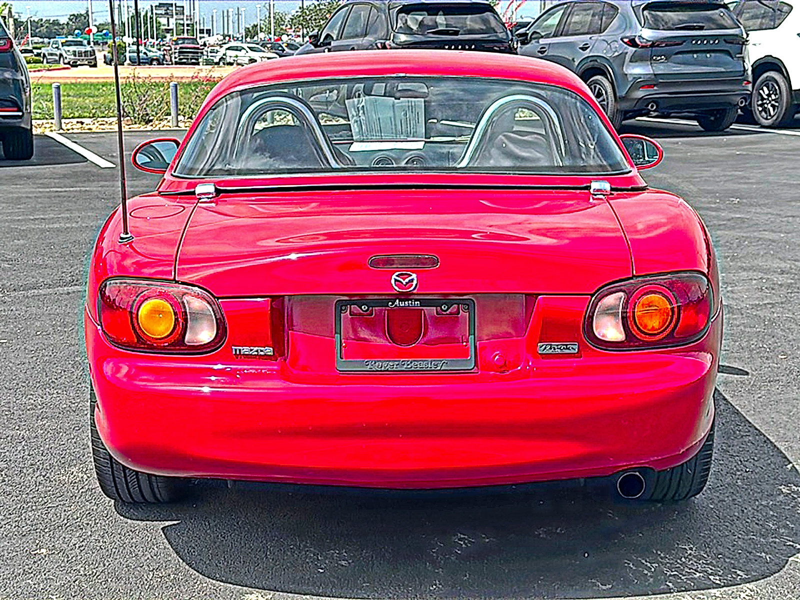 Used 1999 MAZDA MX-5 Miata Sport RWD image 7