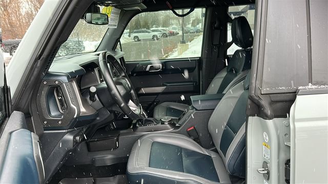 Used 2022 Ford Bronco Outer Banks image 9
