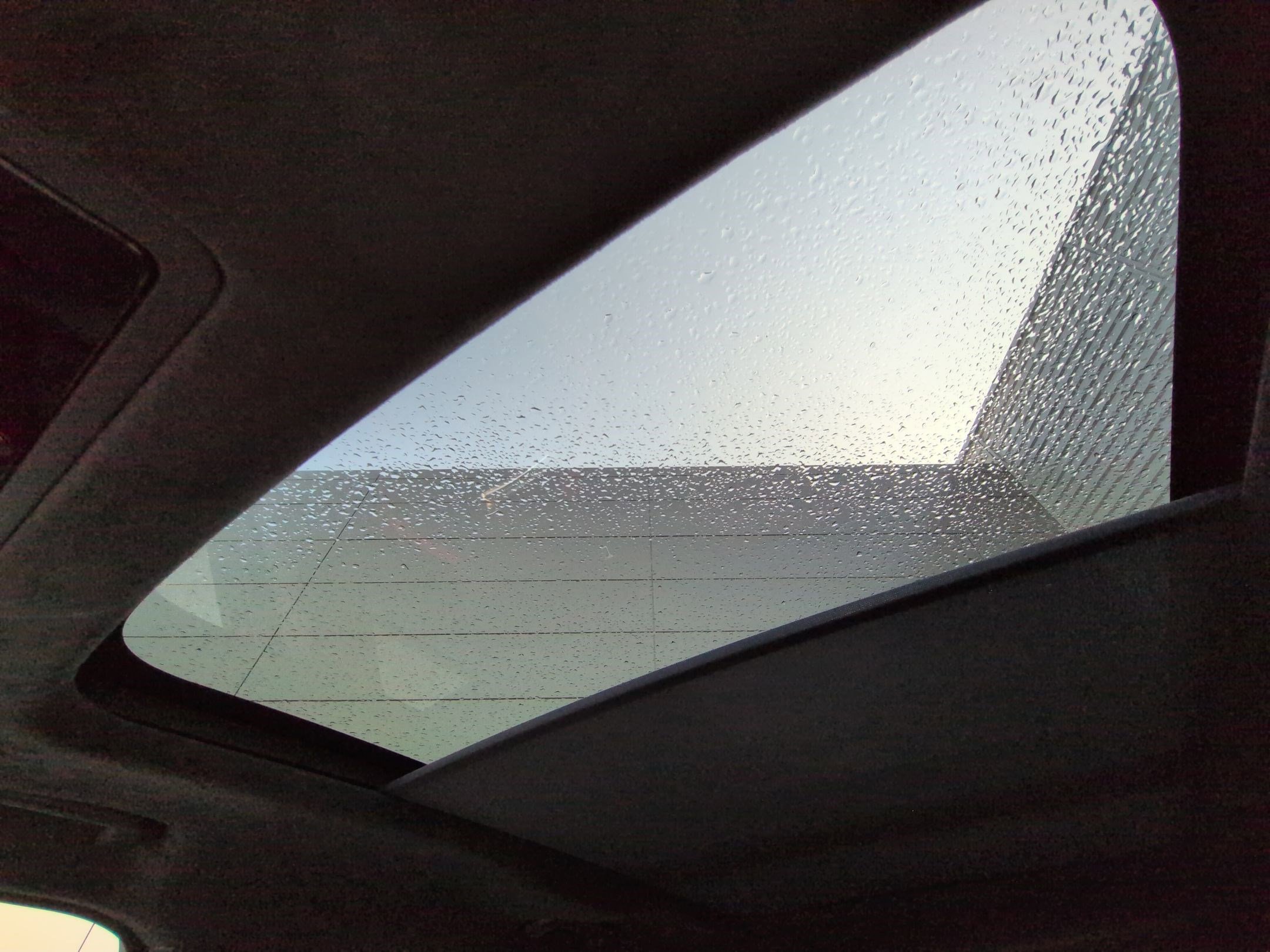 Used 2024 Jaguar F-PACE SVR image 24