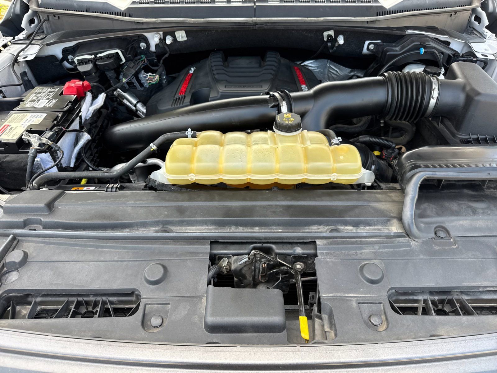 Used 2019 Ford F150 Raptor w/ Equipment Group 802A Luxury AWD/4WD image 35