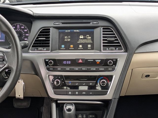Used 2017 Hyundai Sonata SE image 18