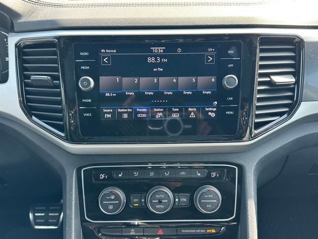 Certified 2023 Volkswagen Atlas Cross Sport SEL R-Line image 32