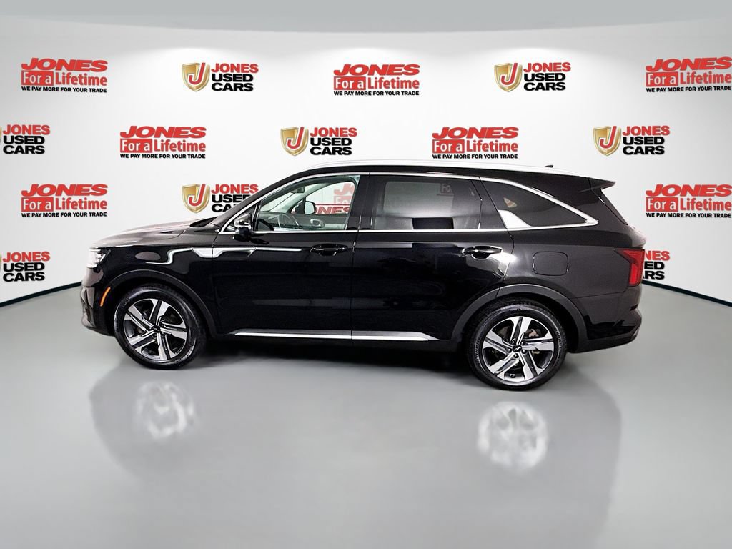 Certified 2023 Kia Sorento SX Prestige w/ Panoramic Sunroof Package AWD/4WD image 17