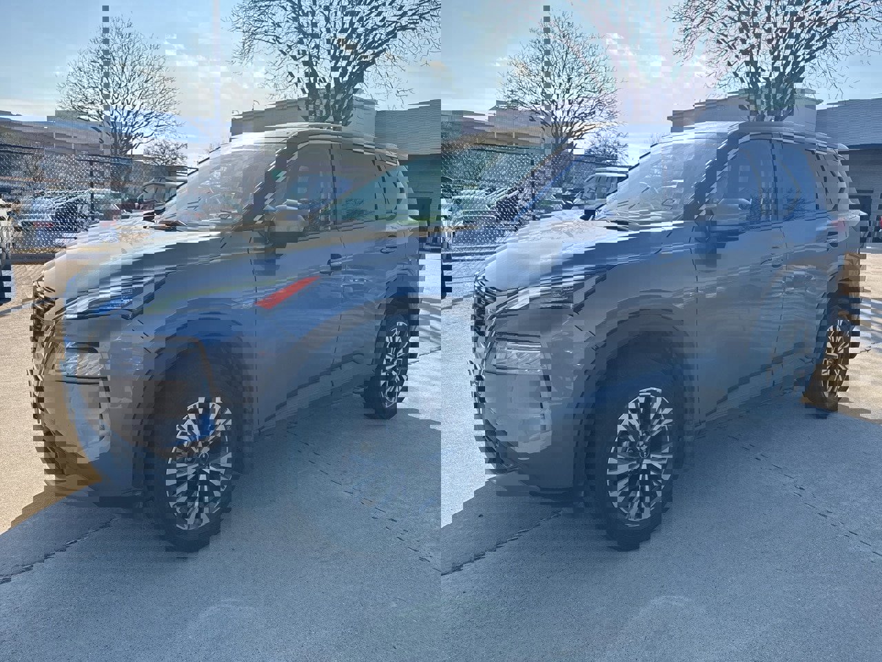 Certified 2023 Nissan Rogue SV image 2