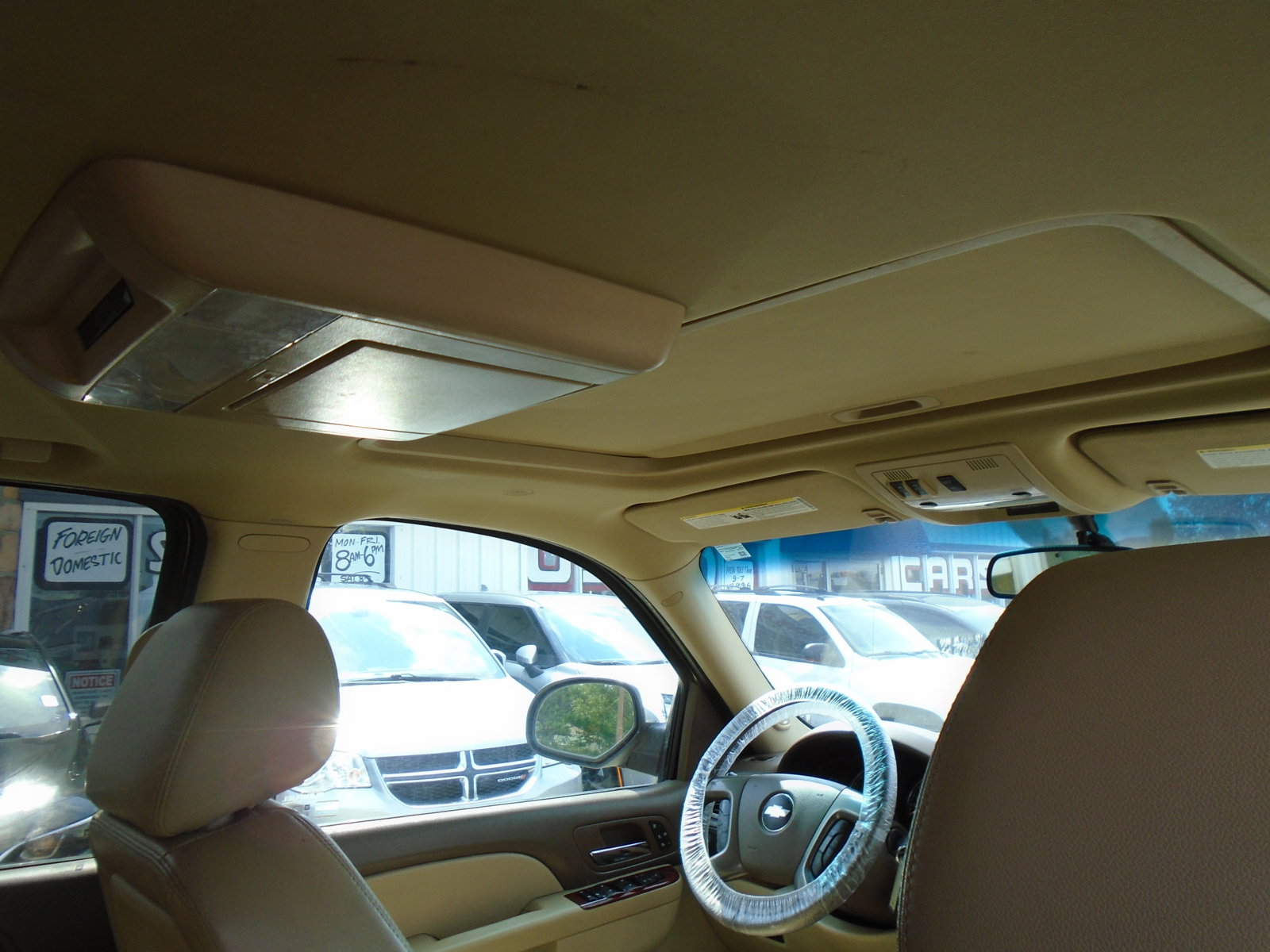 Used 2013 Chevrolet Suburban LTZ AWD/4WD image 17