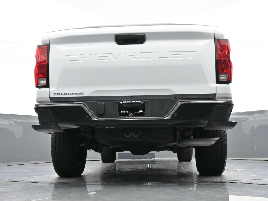 Used 2026 Chevrolet Colorado W/T w/ WT Custom Package RWD image 23