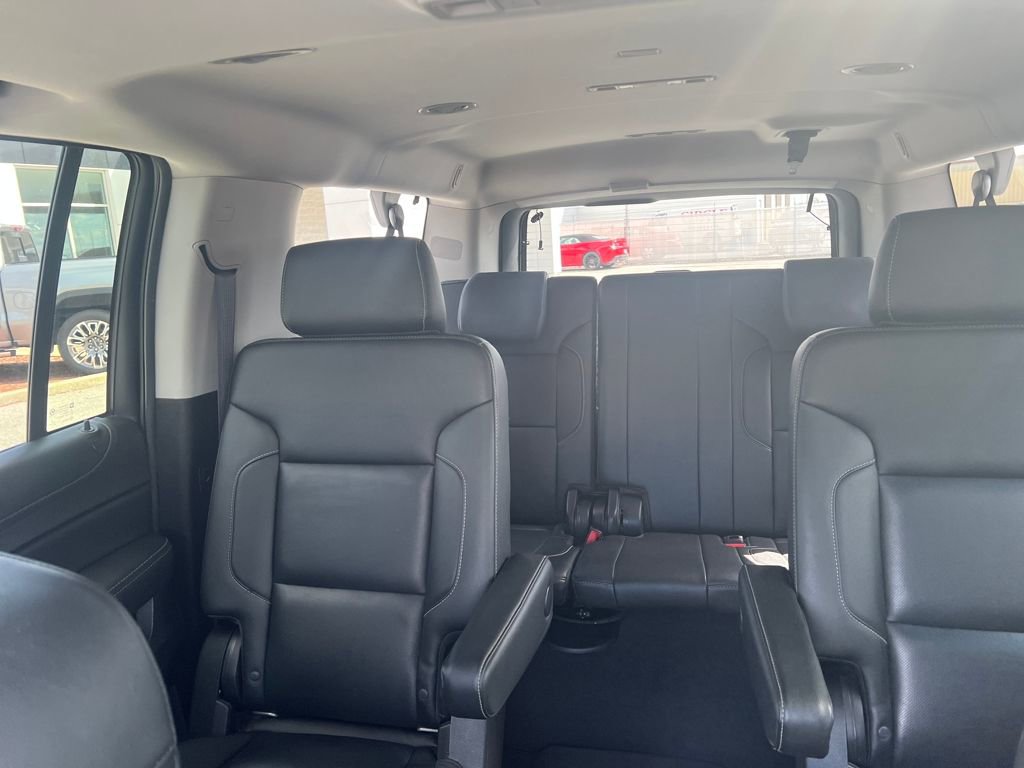 Used 2019 Chevrolet Suburban Premier image 31