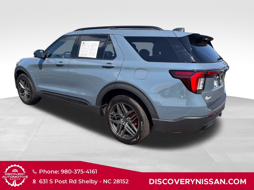 Used 2025 Ford Explorer ST-Line w/ Premium Package AWD/4WD image 8