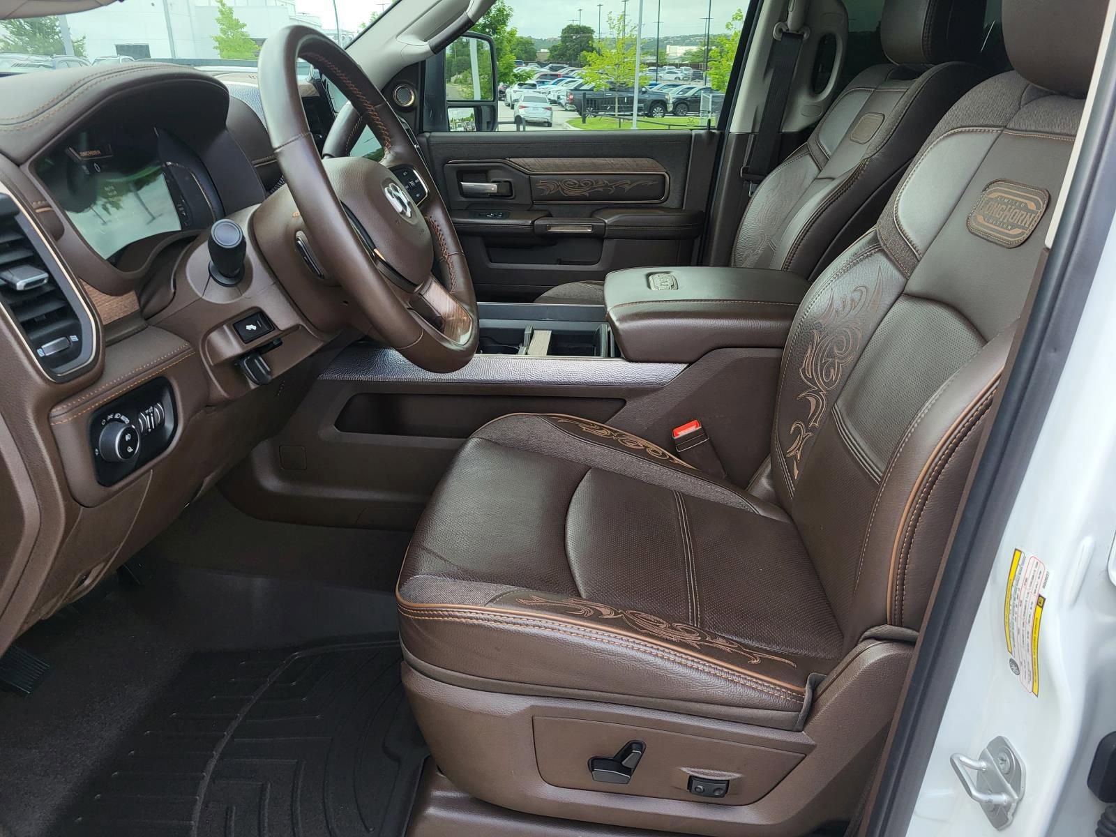 Used 2025 RAM 3500 Longhorn image 16