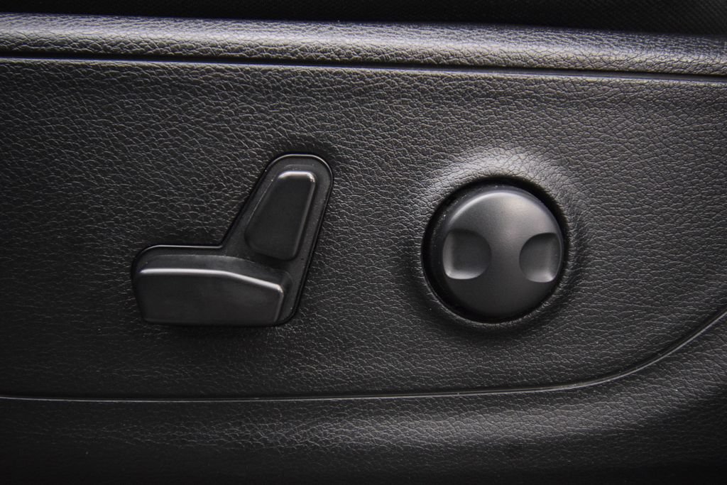 Used 2023 RAM 1500 Lone Star AWD/4WD image 28