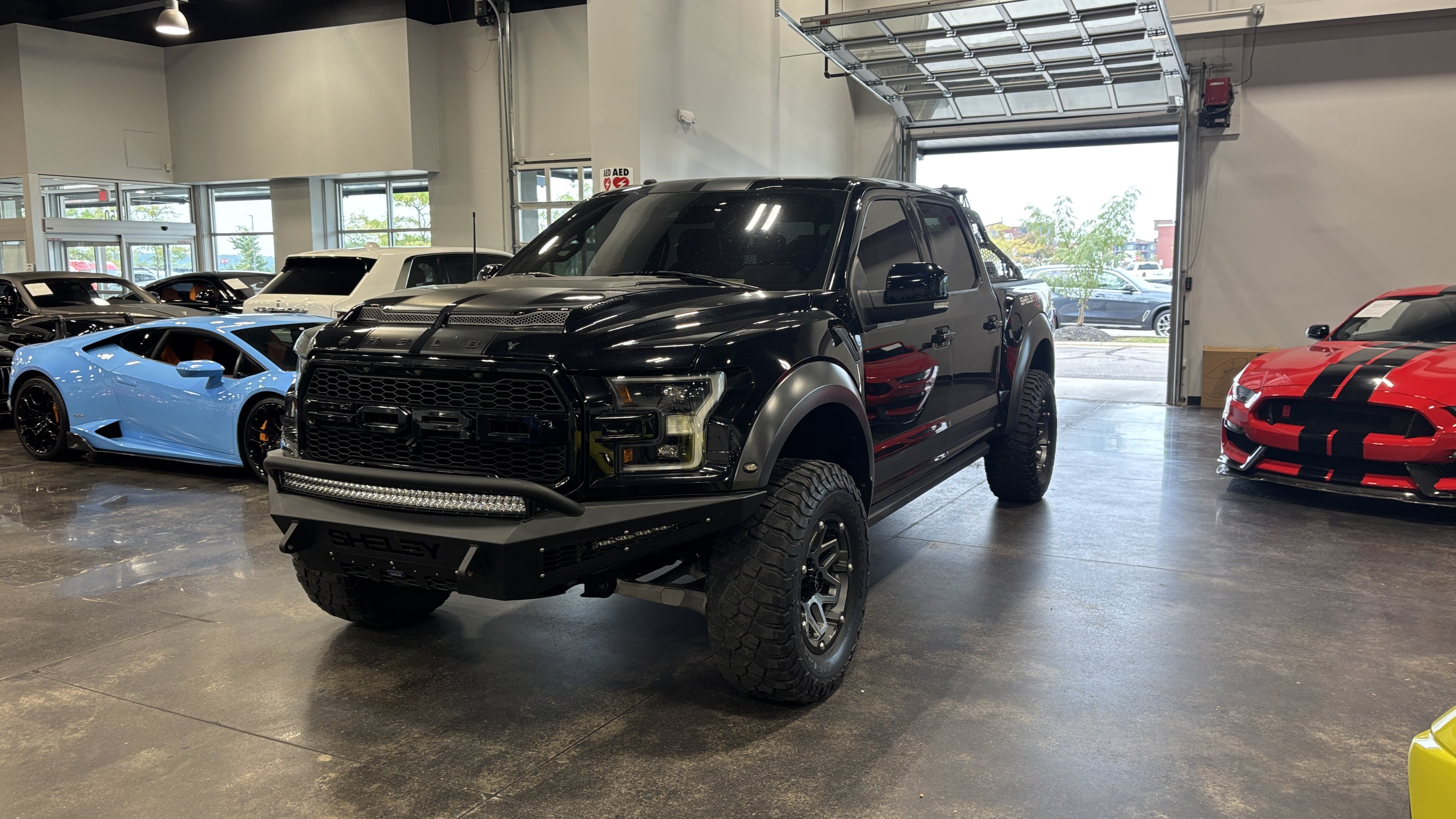 Used 2018 Ford F150 Raptor w/ Equipment Group 802A Luxury AWD/4WD image 4