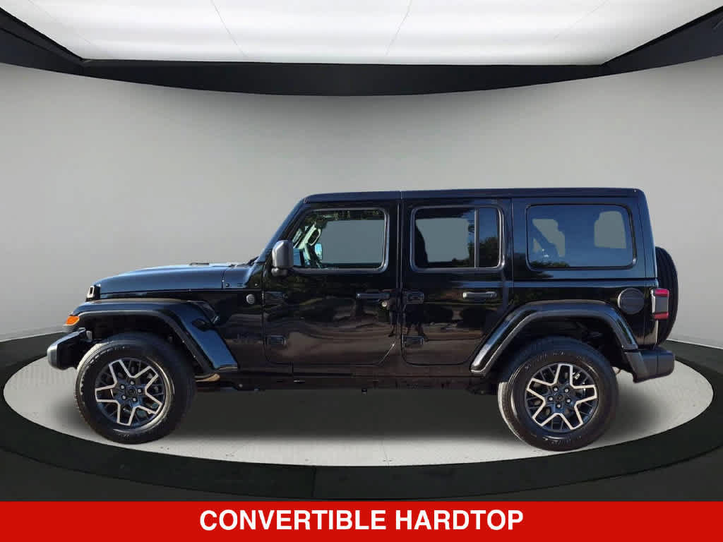 Used 2026 Jeep Wrangler Unlimited Sahara AWD/4WD image 3