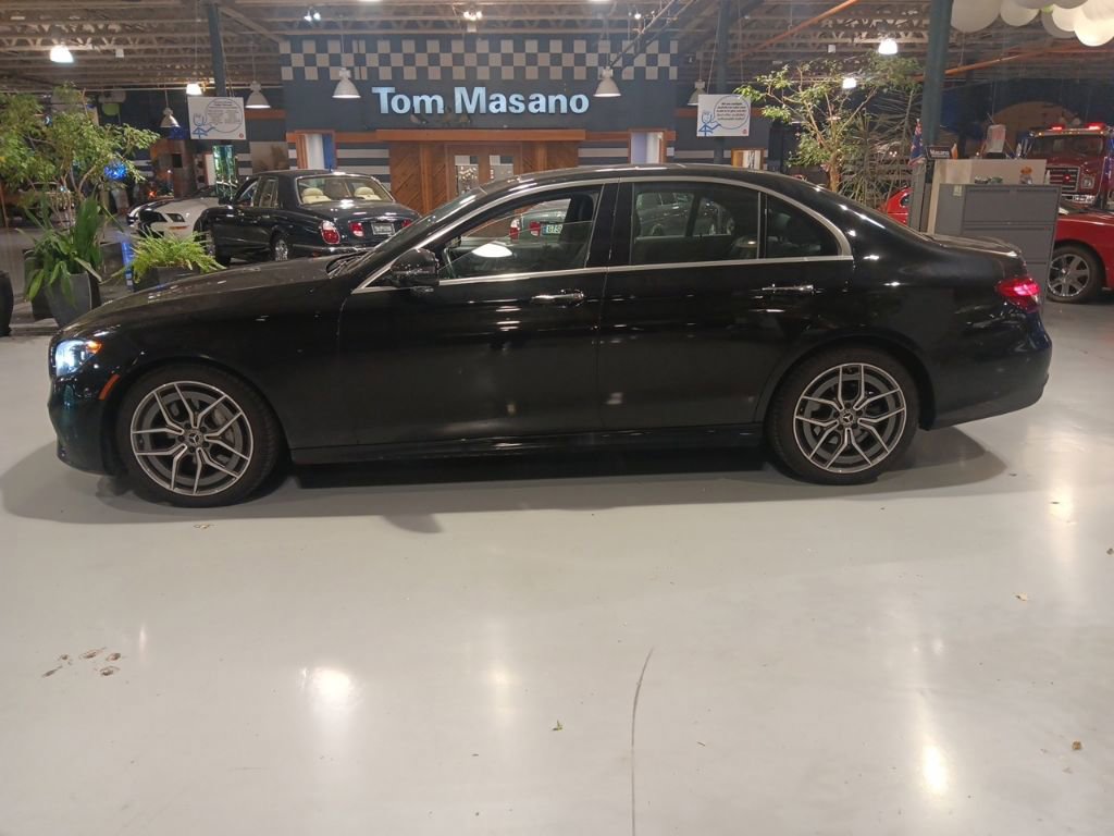 Certified 2021 Mercedes-Benz E 350 4MATIC Sedan image 9