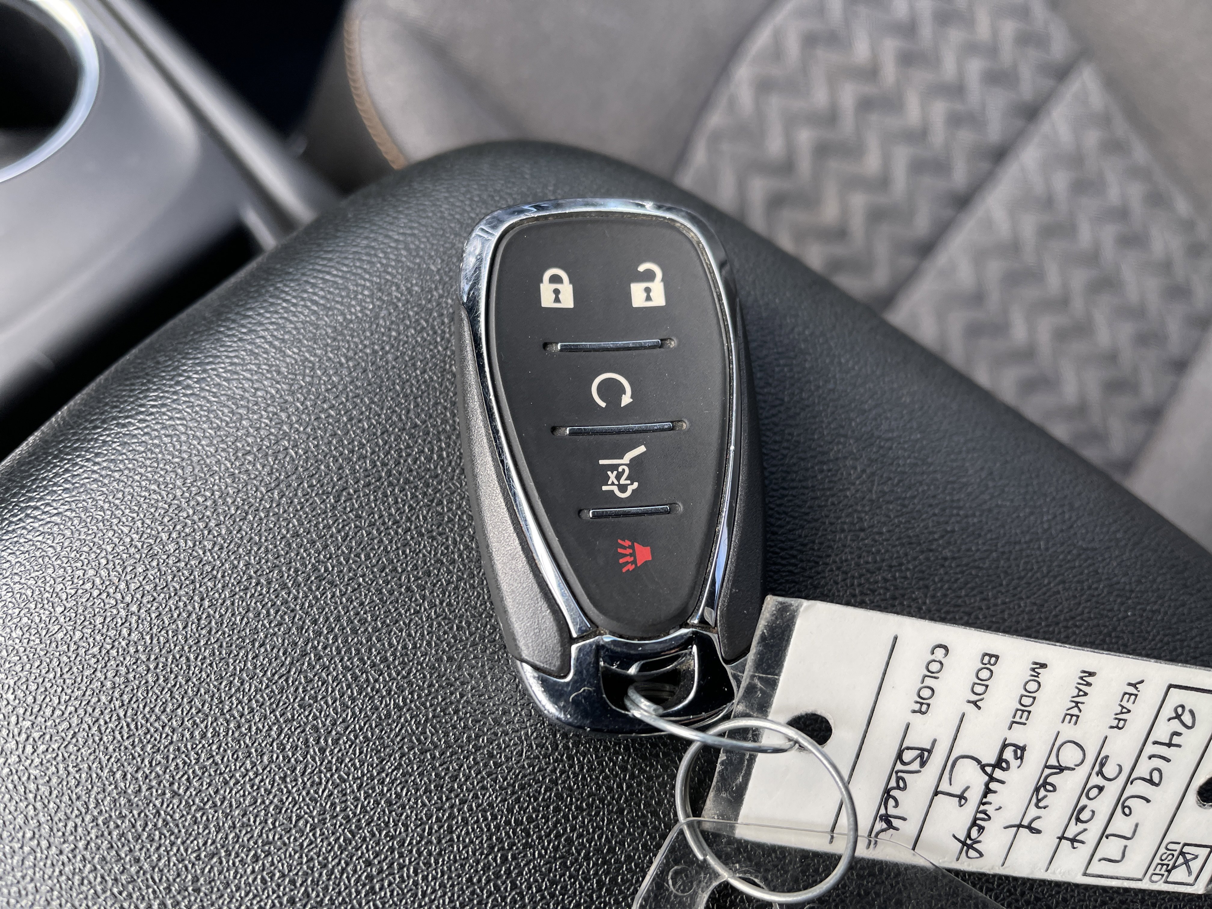 Used 2024 Chevrolet Equinox LT image 43