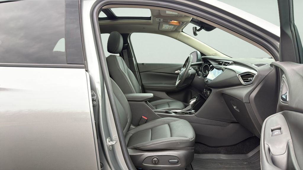 Used 2023 Buick Encore GX Essence w/ Experience Buick Package image 11