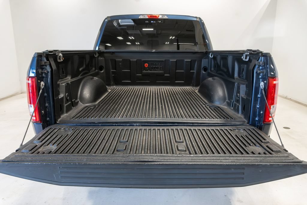 Used 2015 Ford F150 XLT AWD/4WD image 27