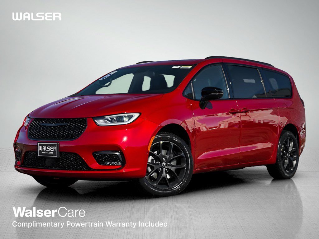 New 2026 Chrysler Pacifica Limited w/ S Appearance Package AWD/4WD image 1