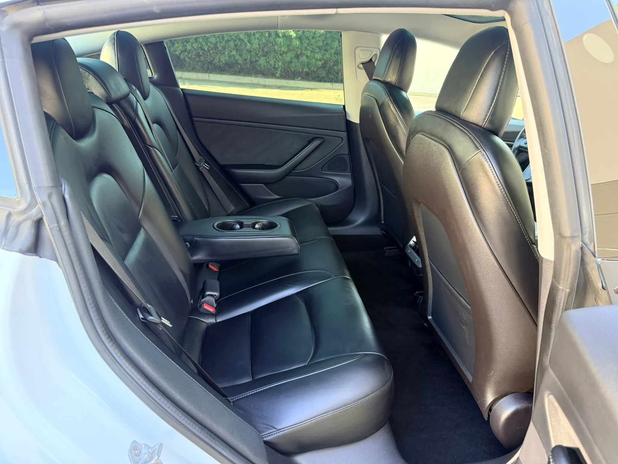 Used 2019 Tesla Model 3 Standard Range Plus image 16