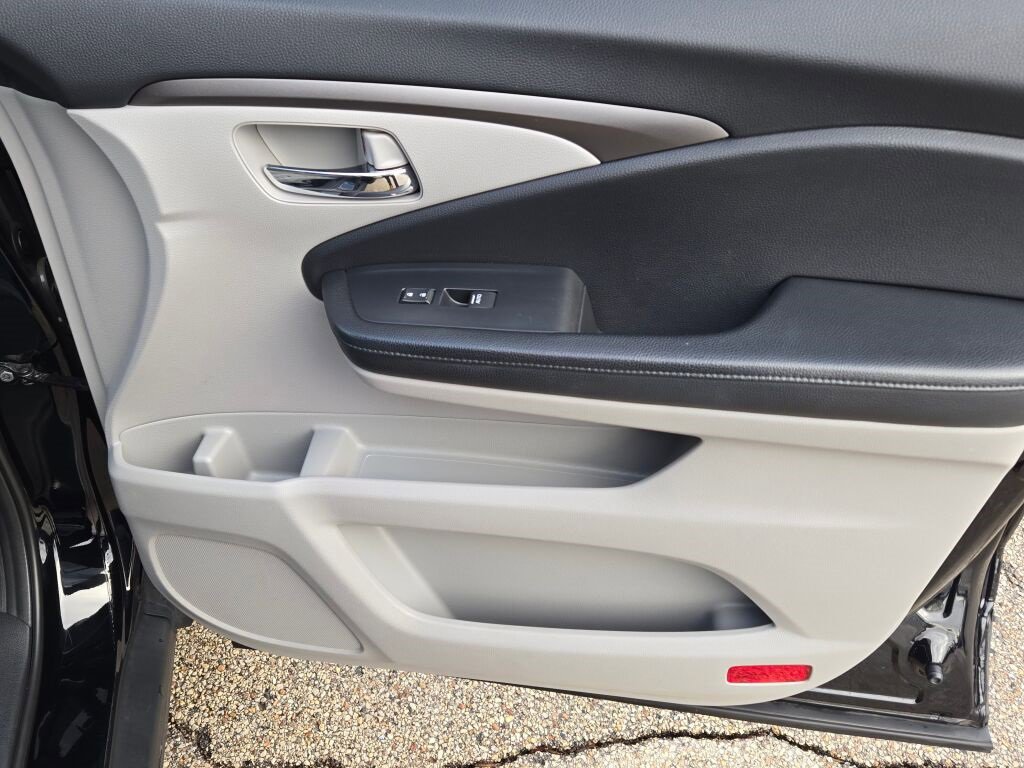 Used 2018 Honda Pilot EX-L image 4
