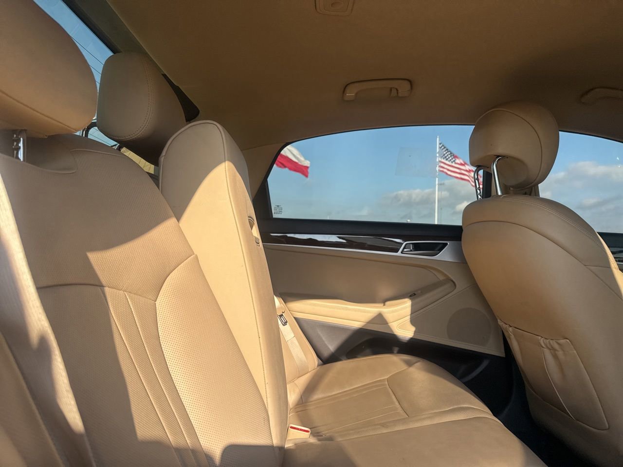 Used 2019 Genesis G80 3.8 RWD image 33