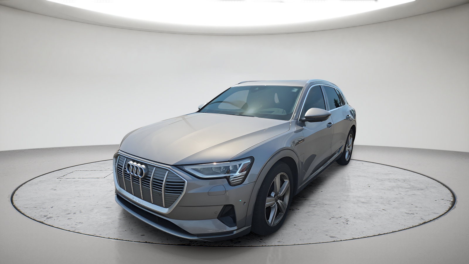 Used 2019 Audi e-tron Prestige w/ Prestige Package AWD/4WD image 1