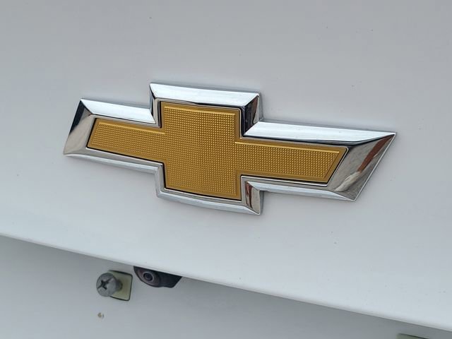 Used 2025 Chevrolet Malibu LT FWD image 9