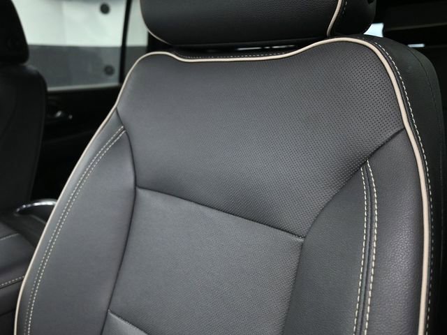 Used 2022 GMC Yukon XL SLT w/ SLT Luxury Package image 22