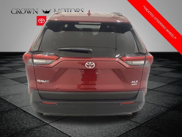 Used 2019 Toyota RAV4 XLE Premium w/ Cold Weather Package AWD/4WD image 5