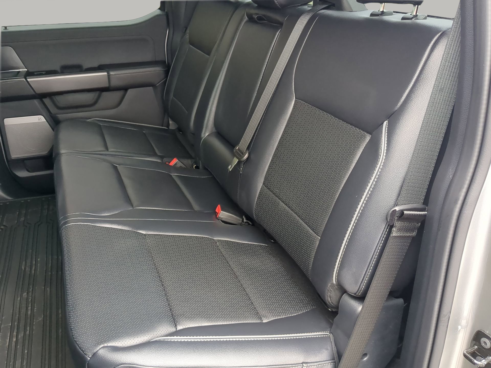 New 2026 Ford F150 Lariat w/ Equipment Group 501A Mid image 49