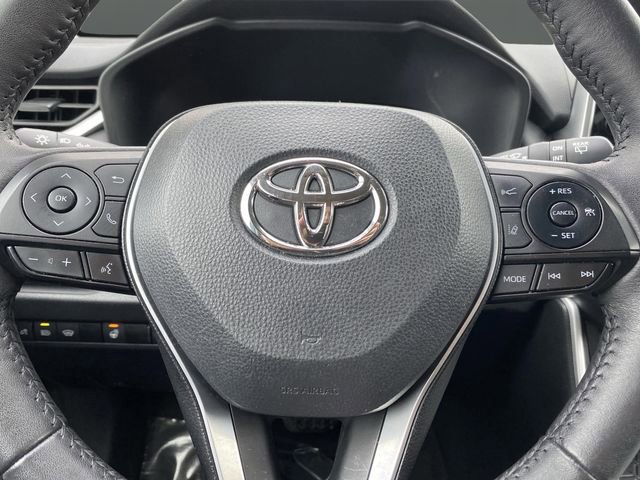 Used 2023 Toyota RAV4 XLE image 17
