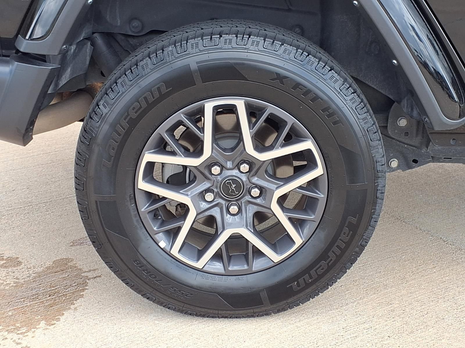 Used 2025 Jeep Wrangler Sahara image 26