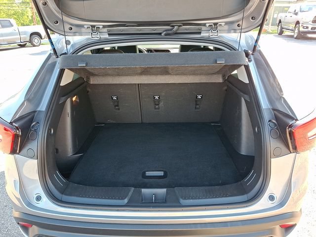Used 2025 Chevrolet Trax LT FWD image 28