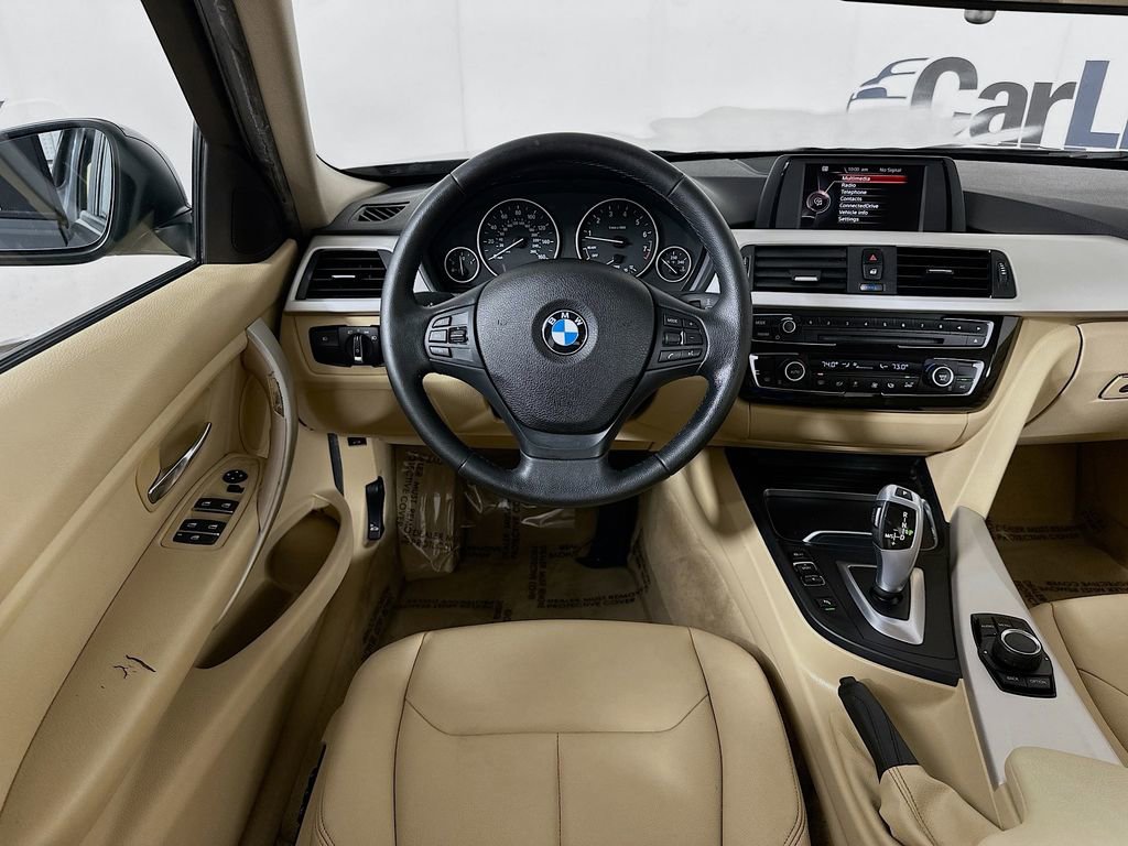 Used 2016 BMW 320i Sedan image 25