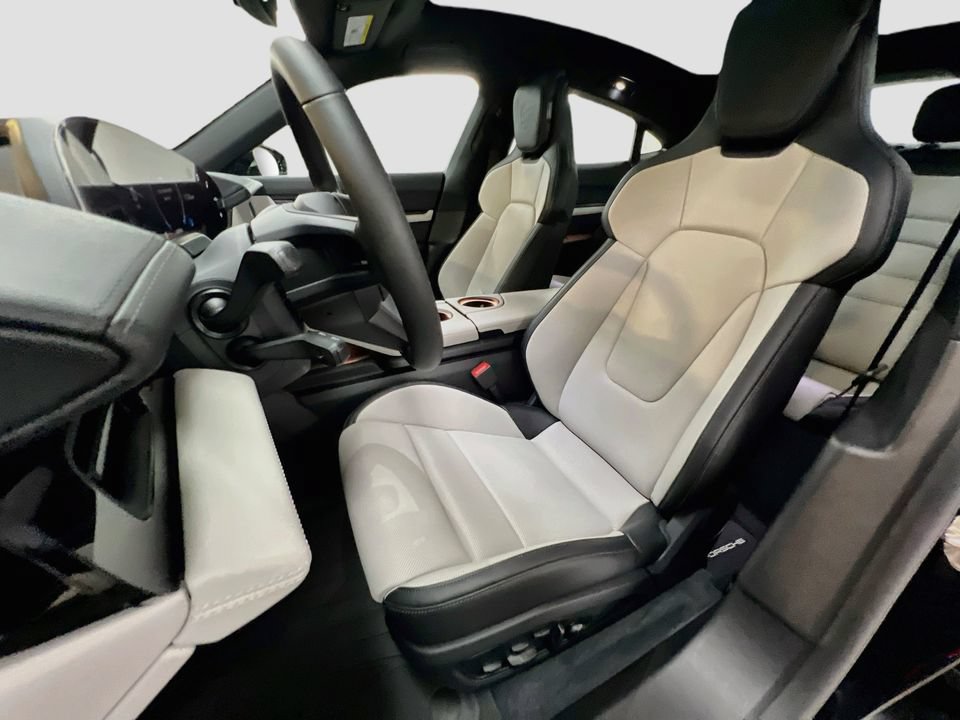 New 2026 Porsche Taycan RWD image 5