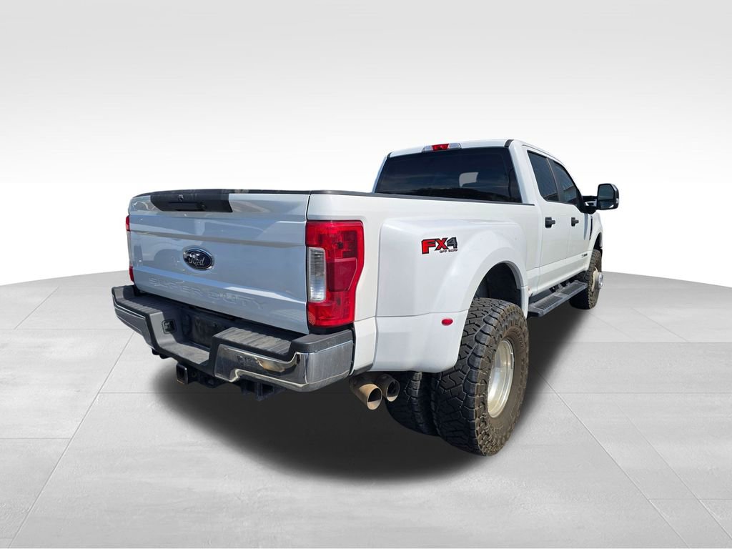 Used 2019 Ford F350 XL w/ STX Appearance Package AWD/4WD image 10