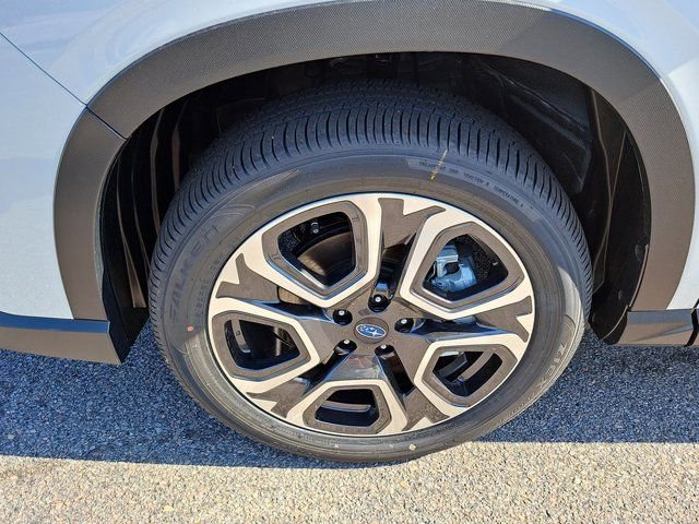 New 2026 Subaru Ascent Limited AWD/4WD image 16