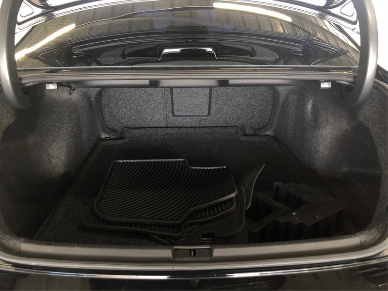 Used 2013 Volkswagen Passat 2.5 SEL FWD image 12