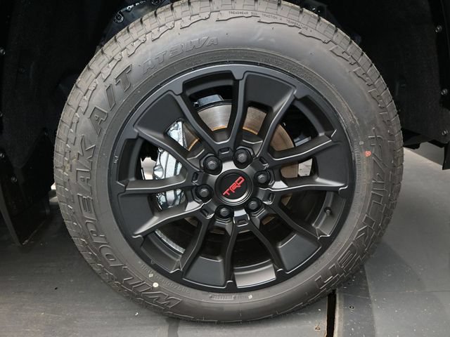 New 2026 Toyota Tundra 1794 Edition w/ TRD Off-Road Package AWD/4WD image 17