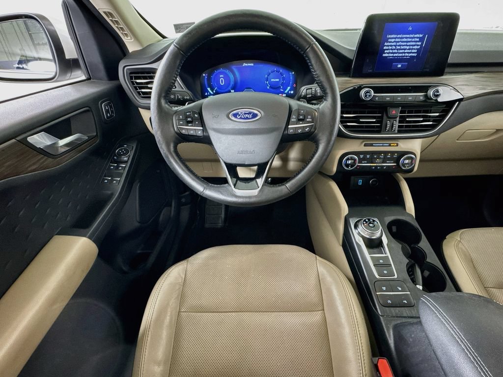 Used 2020 Ford Escape Titanium AWD/4WD image 23