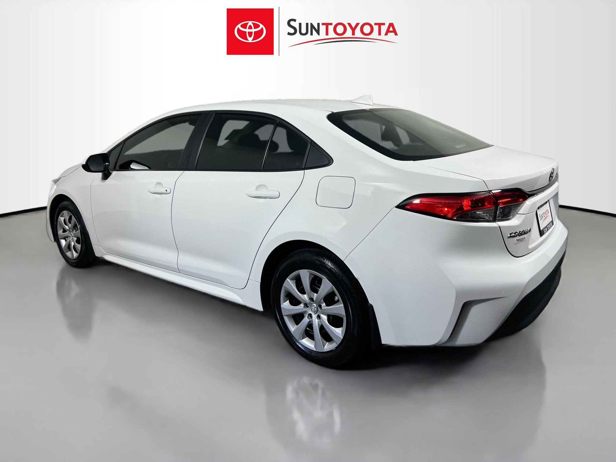 Used 2025 Toyota Corolla LE image 6
