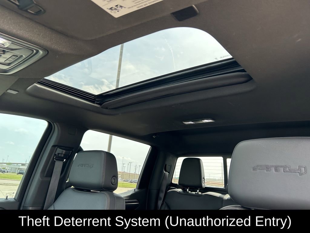 Used 2023 GMC Sierra 1500 AT4 w/ AT4 Premium Package image 32