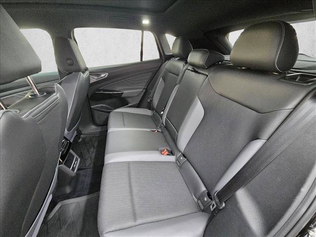 Used 2023 Volkswagen ID.4 S RWD image 15