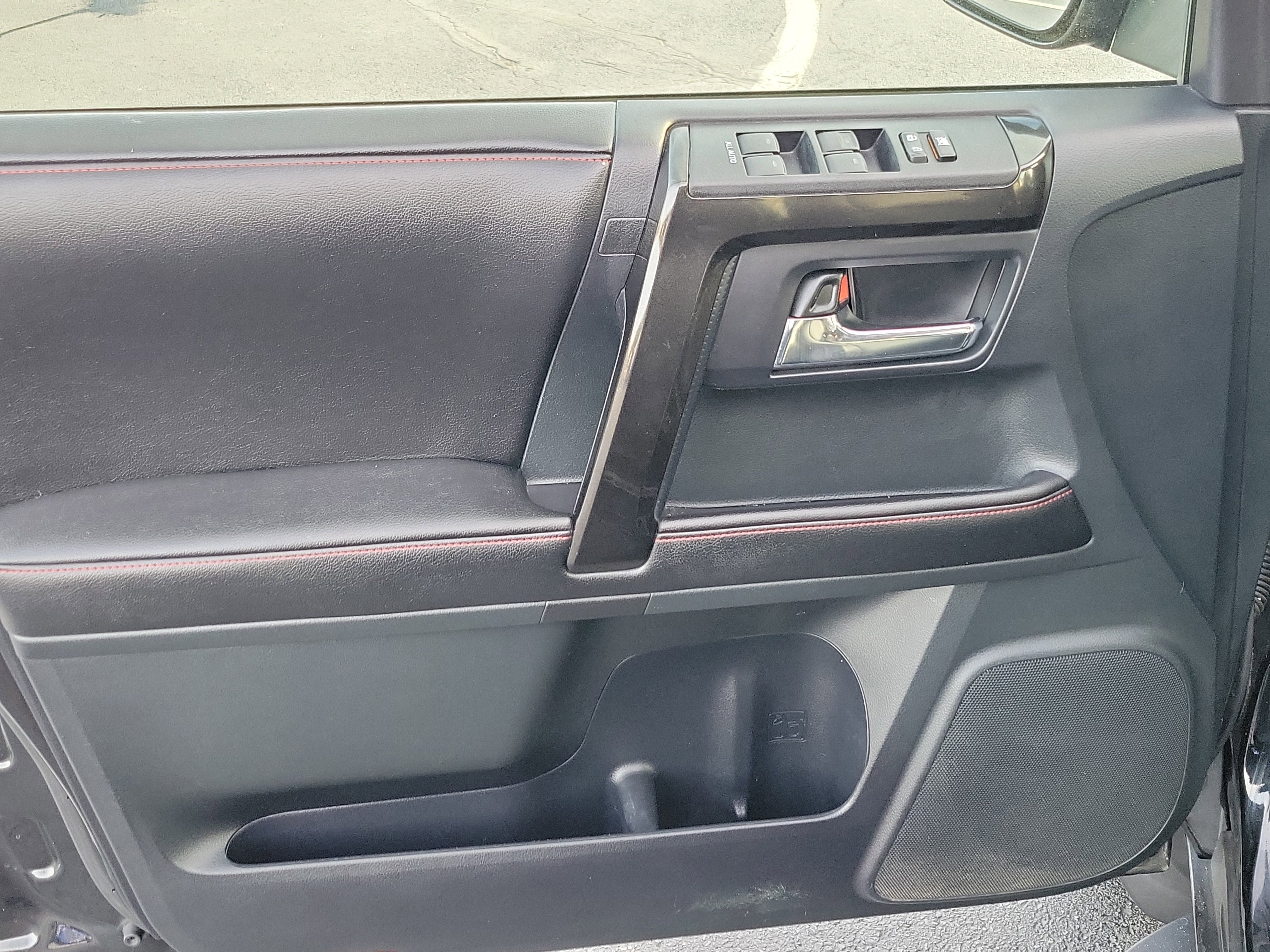 Used 2015 Toyota 4Runner Trail Premium AWD/4WD image 15