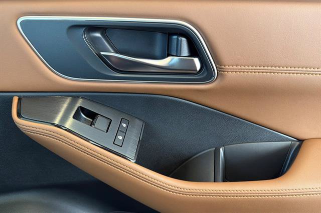 New 2026 Nissan Rogue Platinum AWD/4WD image 19