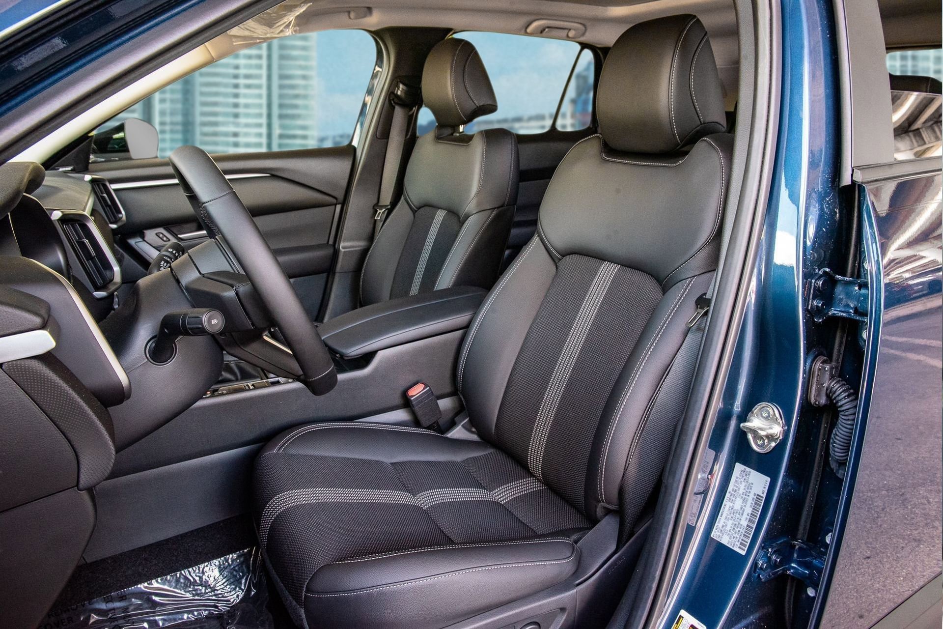 Used 2025 MAZDA CX-50 AWD 2.5 S w/ Weather Package image 7